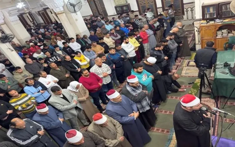 مواقيت الصلاة وموعد أذان المغرب في اليوم 11 من شهر رمضان